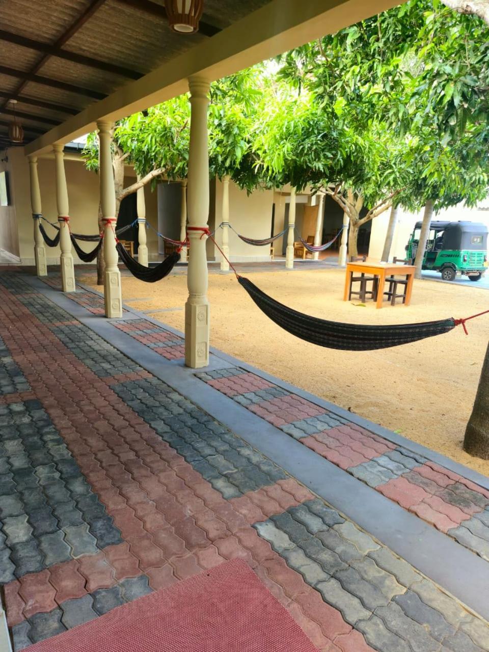 Royal Point Arugambay Hotel Baía de Arugam Exterior foto